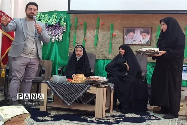 یادواره شهدای دبستان حضرت آیت‌الله خامنه‌ای اسلامشهر