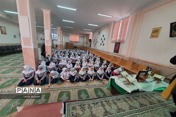 یادواره شهدای دبستان حضرت آیت‌الله خامنه‌ای اسلامشهر