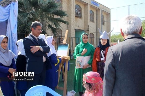 افتتاحیه جشنواره فرهنگی و هنری دبستان امید انقلاب ( شاهد دختران شهرستان بوشهر)