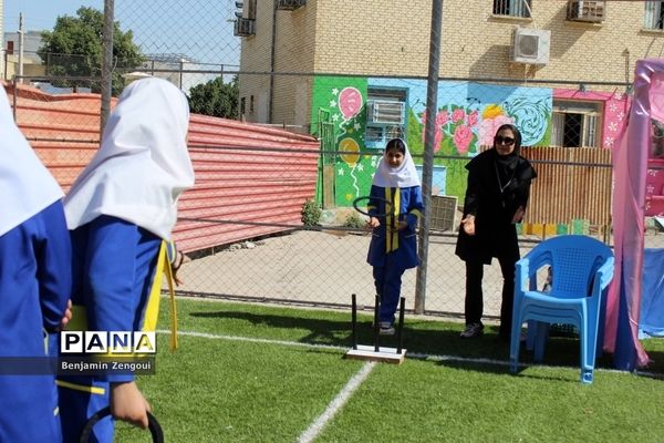 افتتاحیه جشنواره فرهنگی و هنری دبستان امید انقلاب ( شاهد دختران شهرستان بوشهر)