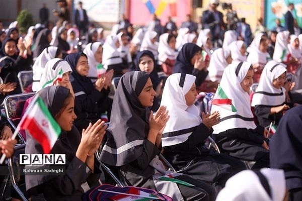 انقلاب اسلامی باعث نقش‌آفرینی واقعی مدارس در کشور شد