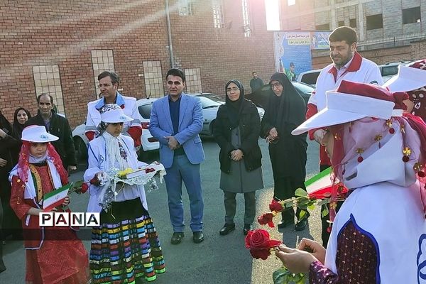 افتتاح طرح ماهر در سالن شهید یدالهی شهرستان شهریار توسط مسئولین کشوری واستانی