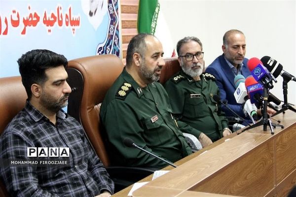 نشست خبری فرمانده سپاه ناحیه حضرت روح الله(ره) جنوب شهرستان ری با اصحاب رسانه و خبرنگاران
