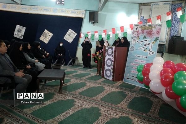برگزاری مانور یاوران انقلاب در دبیرستان حجاب ناحیه یک شهرری