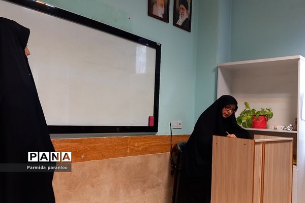برگزاری مسابقات قرآن، عترت و نماز در مدارس بهارستان‌دو