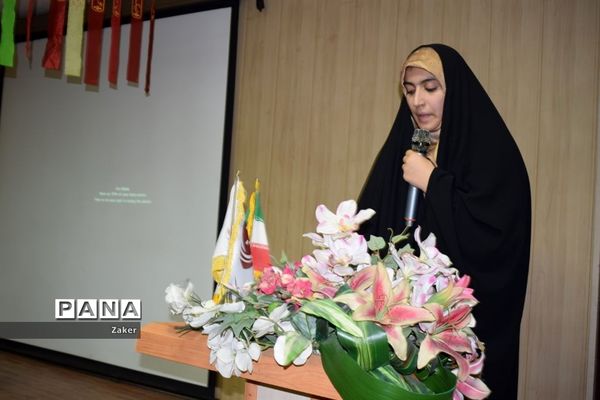 برگزاری یادواره شهدا در دبیرستان دخترانه فرهنگ ۱۳
