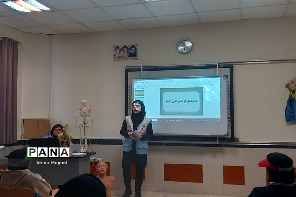 آموزش امدادنجات در مدرسه ۱۵ خرداد شهرستان بجنورد