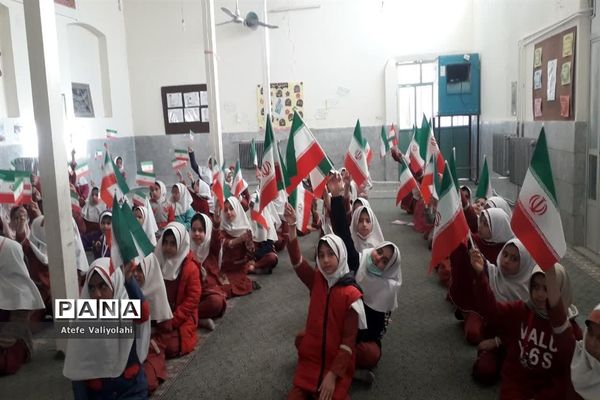 جشن پیروزی انقلاب در مدارس شهرستان مهریز