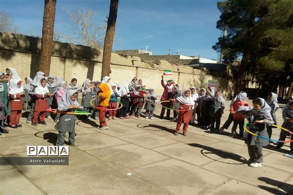 جشن پیروزی انقلاب در مدارس شهرستان مهریز