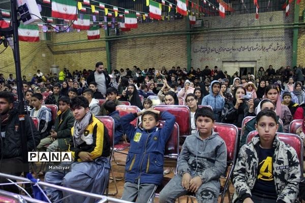 برپایی جشن بزرگ عطر عاشقی به مناسبت دهه فجر در شهر جوادآباد