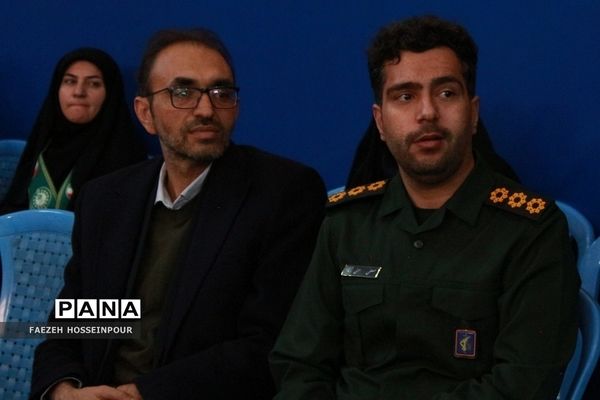 مانور یاوران انقلاب در بهارستان دو