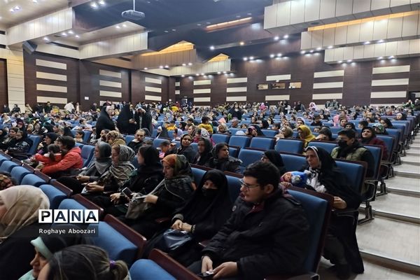 برگزاری جشن مبعث همزمان با دهه مبارک فجر در فرهنگسرای صفادشت