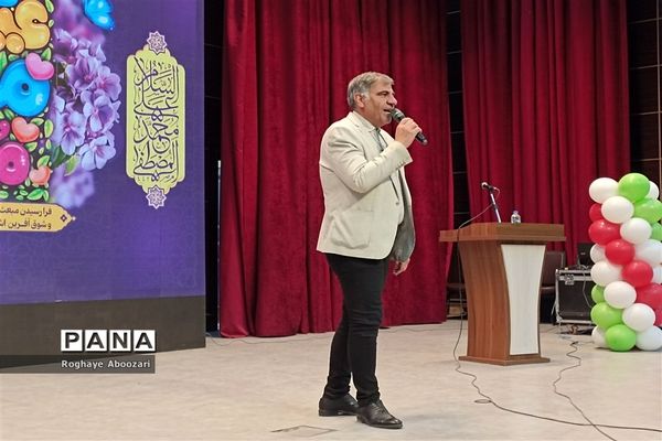 برگزاری جشن مبعث همزمان با دهه مبارک فجر در فرهنگسرای صفادشت