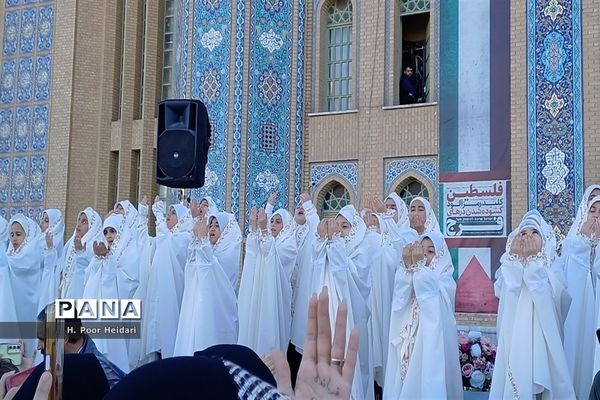 نخستین اجرای سرود »فرمانده مهدی» در مسجد مقدس جمکران-2