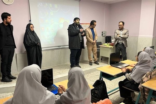افتتاح طرح سواد دیجیتال و فناورانه در مدارس ابتدایی شهرستان دلیجان
