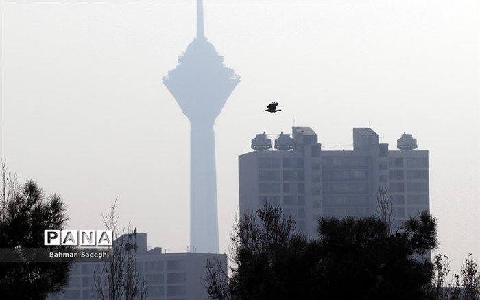 کیفیت هوای تهران در مناطق پر تردد کاهش می‌یابد