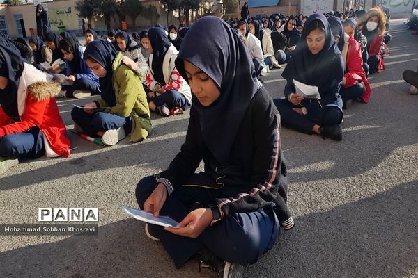 برگزاری جشن انقلاب در مدارس شهرستان ملارد