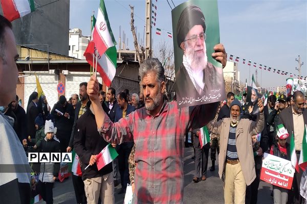 راهپیمایی ۲۲ بهمن مردم قیام پانزده خرداد