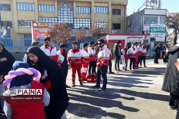 حضور مردم شیروان در راهپیمایی 22 بهمن