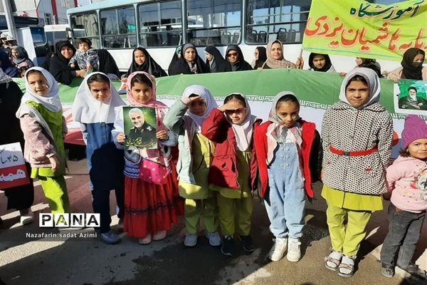 حضور مردم شیروان در راهپیمایی 22 بهمن