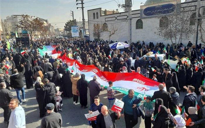 مردم ایران پای عهد خود ایستاده‌اند و از‌ دستاوردهای انقلاب اسلامی حفاظت می‌کنند