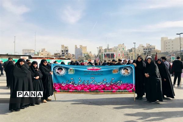 حضور پرشور آموزش و پرورش ناحیه سه مشهد در راهپیمایی 22بهمن