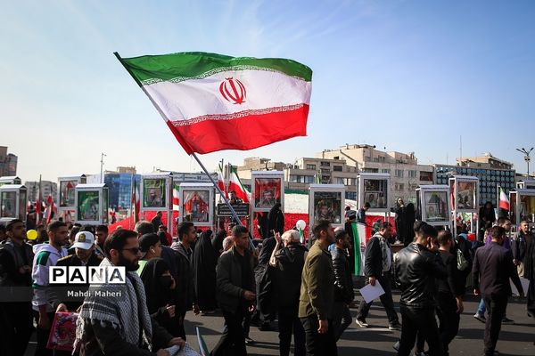 راهپیمایی ۲۲ بهمن در تهران