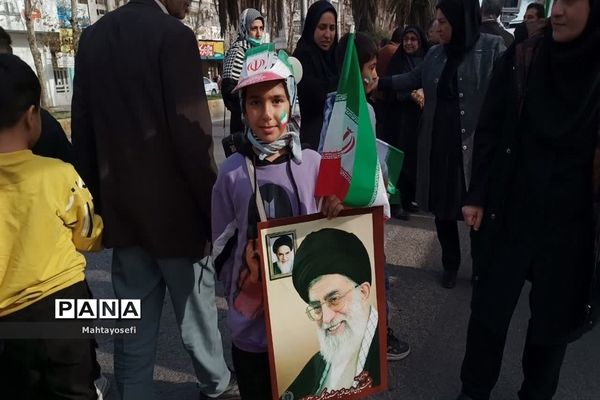 راهپیمایی ۲۲ بهمن مردم غیور شهرستان ساری