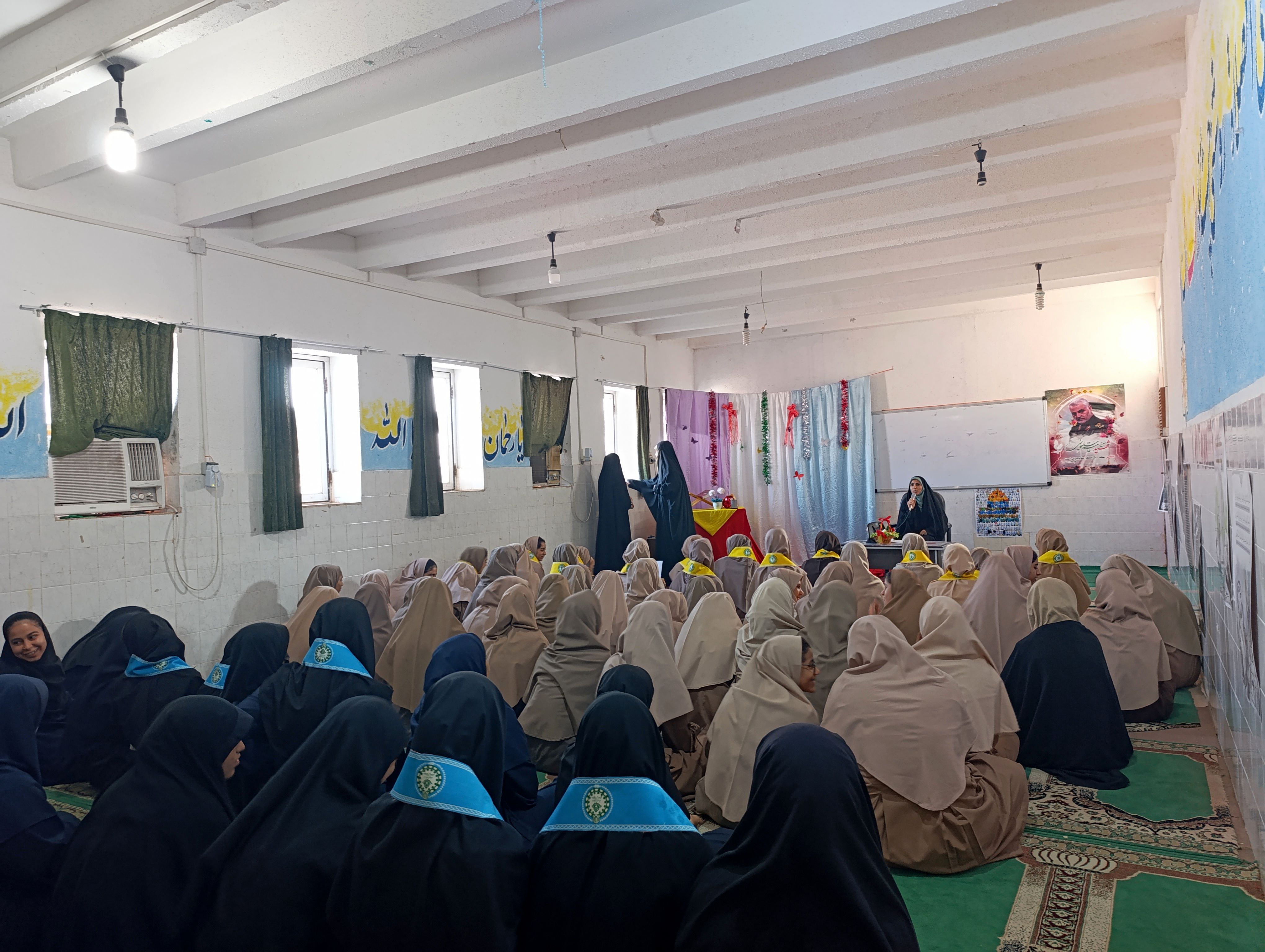 جشن میلاد حضرت زینب (س) در مدرسه خلیجفارس