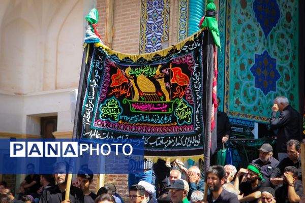 عزاداری رحلت پیامبر(ص) و شهادت امام حسن(ع) در صحن آستان مقدس سلطانعلی(ع) مشهداردهال کاشان