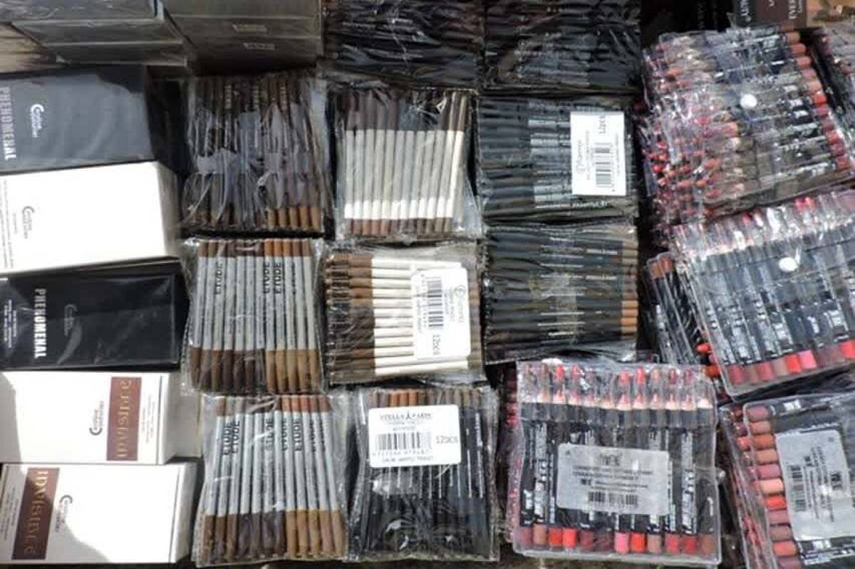 بازگشت فرآوردههای قاچاق آرایشی با ظاهر جدید به بازار