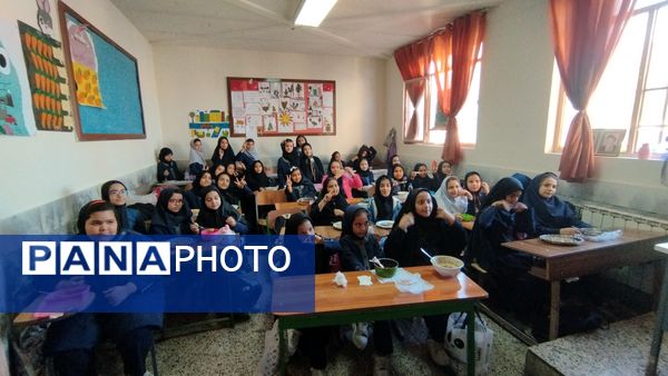 ۱۳ آبان روز دانش آموز و شهادت حضرت فاطمه زهرا در مدرسه مهندس رحمانی فرد ناحیه ۱ مشهد مقدس