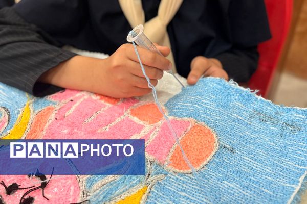 زنگ آغاز رقابت‌های هنری در گل‌های نمونه ورامین به صدا در آمد