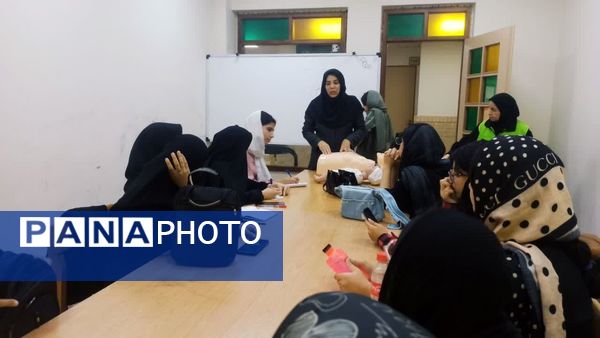 صد روز صد تجربه در فرهنگسرای الهیه