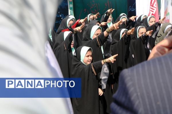 بازدید مشاور وزیر از موکب‌های سازمان دانش‌آموزی آذربایجان غربی