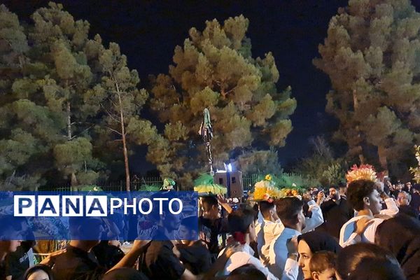 شهر پیشوا غرق در شور حسینی؛ طنین لبیک یا حسین در کوچه‌پس‌کوچه‌های دیار عاشقان