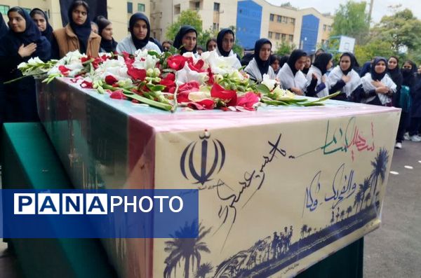 تشییع شهید گمنام در مدارس ناحیه 4 شیراز