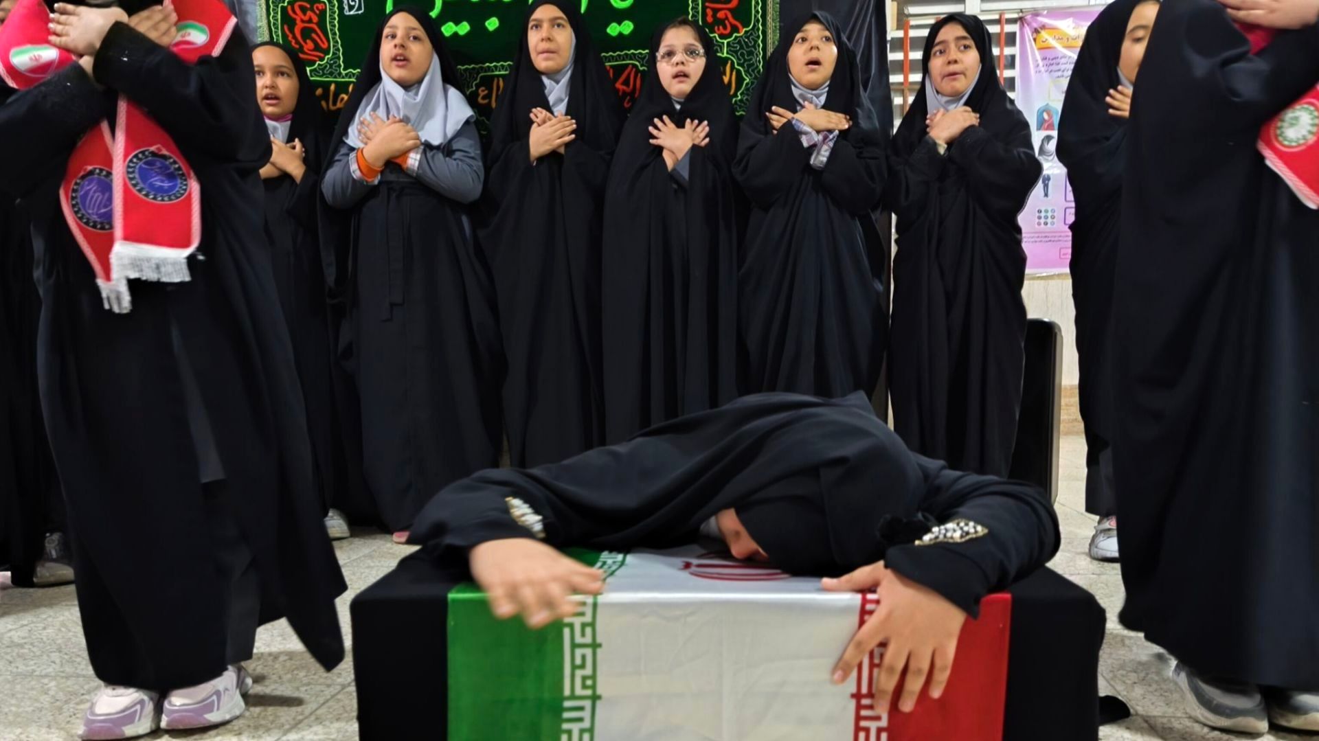 ایستگاه صلواتی در دبستان شهید غیور اصلی