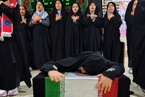 ایستگاه صلواتی در دبستان شهید غیور اصلی