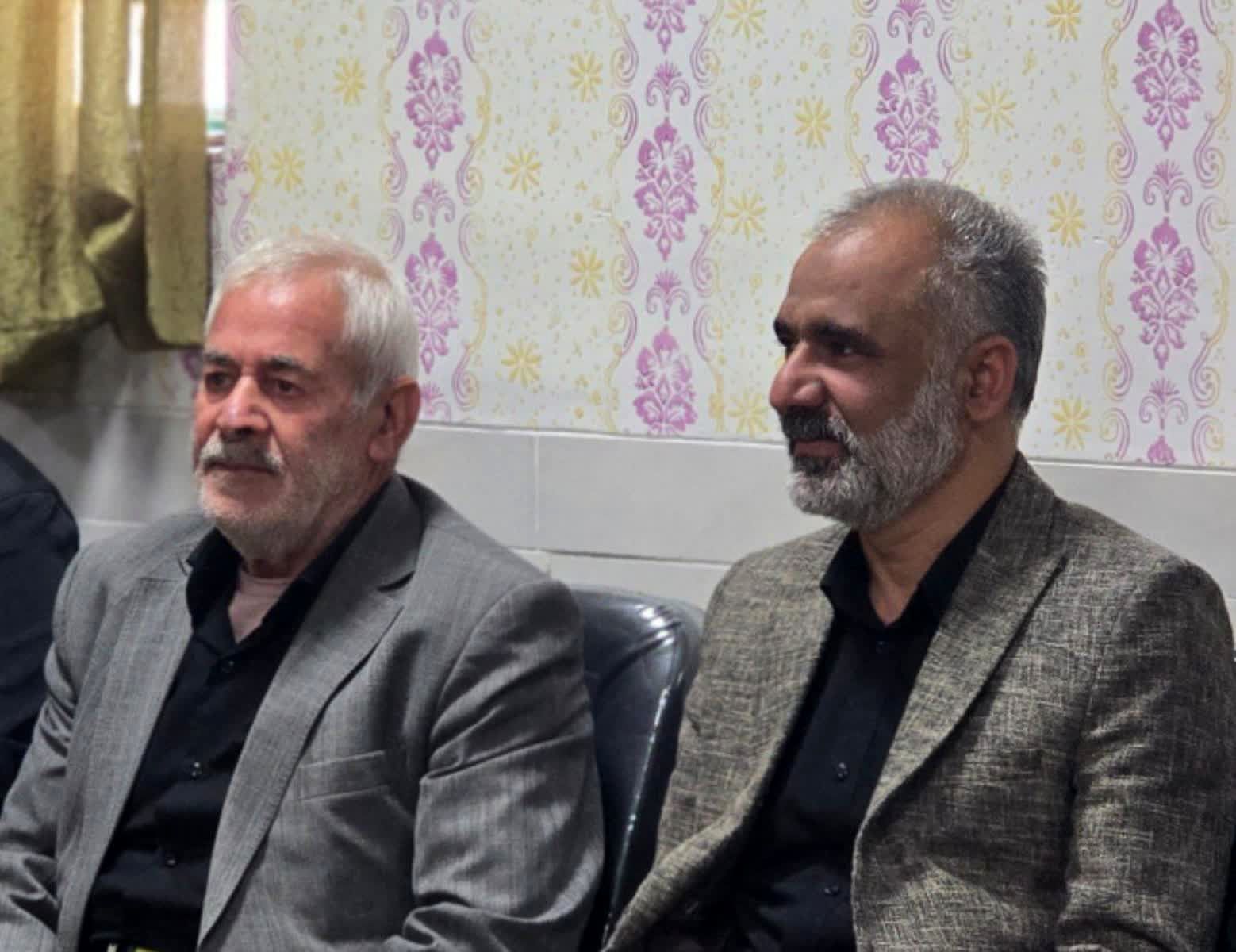 برگزاری مراسم بزرگداشت خانواده شهید تشکری در دبیرستان شاهد فردوس