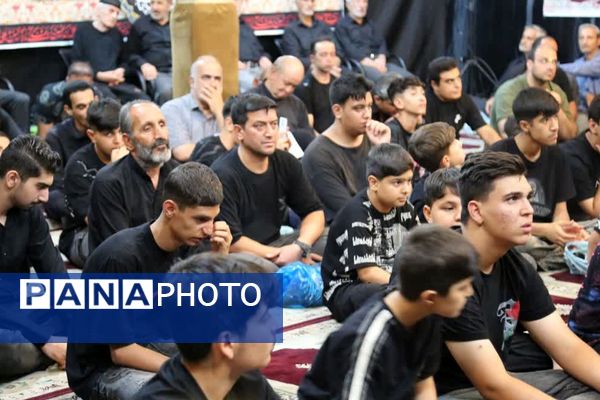 نغمه‌های شور و شعور حسینی در مسجد علی‌اکبر قرچک