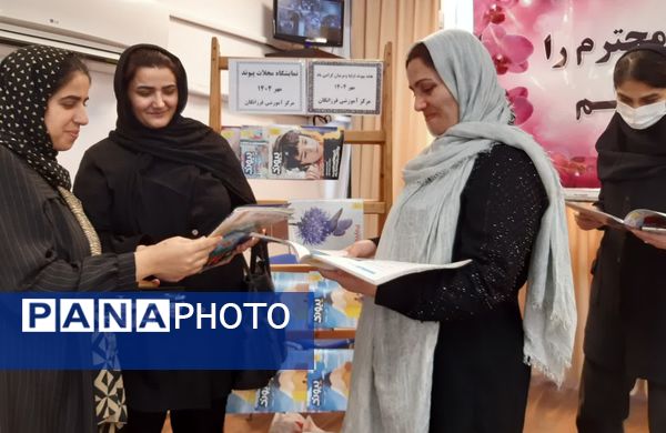 انتخابات انجمن اولیا و مربیان در دبیرستان فرزانگان قائمشهر