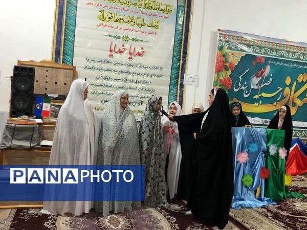 مراسم اعتکاف دانش آموزی در شهر راز