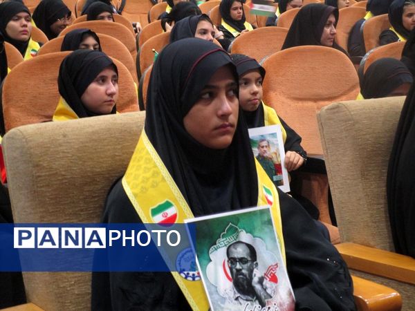 برگزاری یادواره شهدای جنگ ۱۲ روزه در کانون رشد ناحیه 3 کرج 