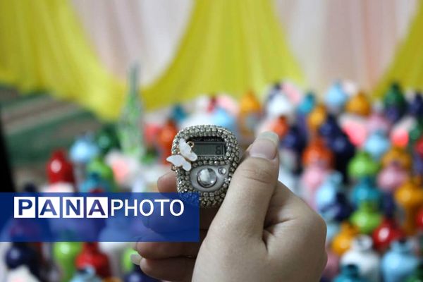 حضور دانش‌آموزان ناحیه یک کرج در نخستین روز اعتکاف دانش‌آموزی