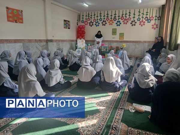 انتخابات سفیران سلامت در دبستان میثاق ناحیه سه