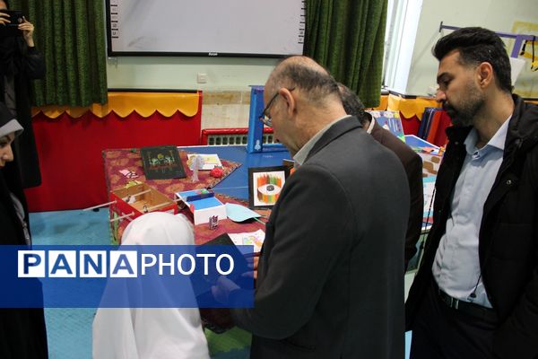 بازدید معاون پرورشی آموزش‌وپرورش ورامین از مدارس در هفته فرهنگی‌هنری «ماها»