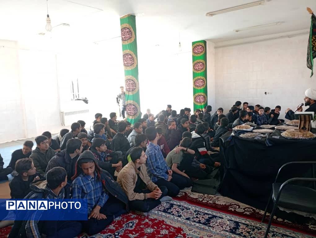 خاتم در سوگ بانوی دو عالم 