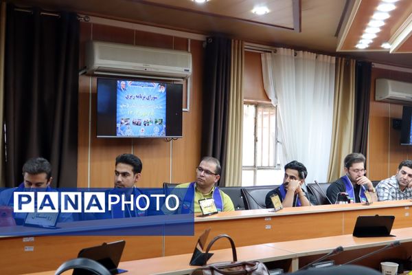 نشست شورای برنامهریزی و هماندیشی سازمان دانشآموزی استان لرستان