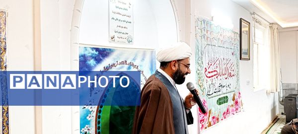 جشن ولادت حضرت فاطمه زهرا (س) در دبیرستان نمونه دولتی آیت الله خامنه ای 